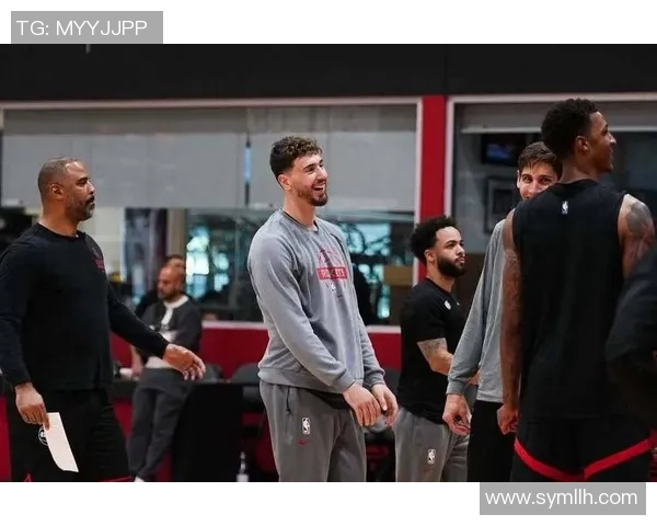 火箭队在激战中以132比127险胜勇士队展现强大团队合作与进攻火力 火箭队在激战中以132比127险胜勇士队展现强大团队合作与进攻火力